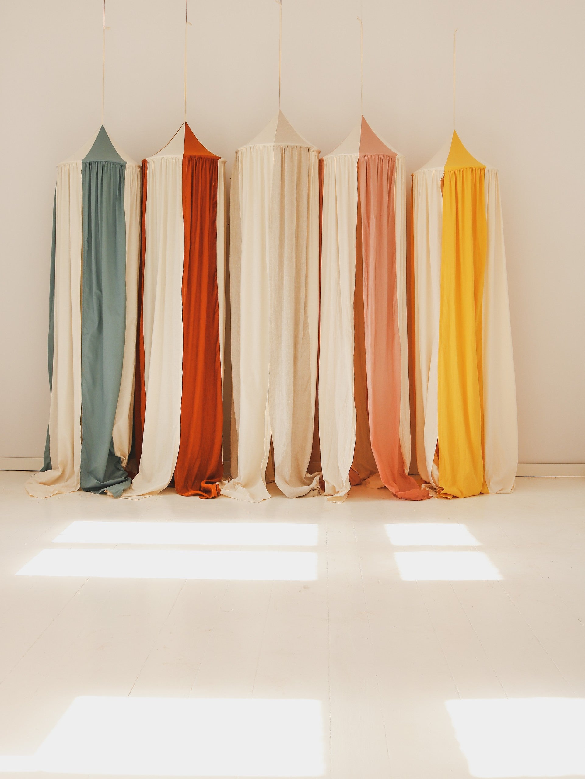 Organic Cotton and Linen Canopy - Blue Circus