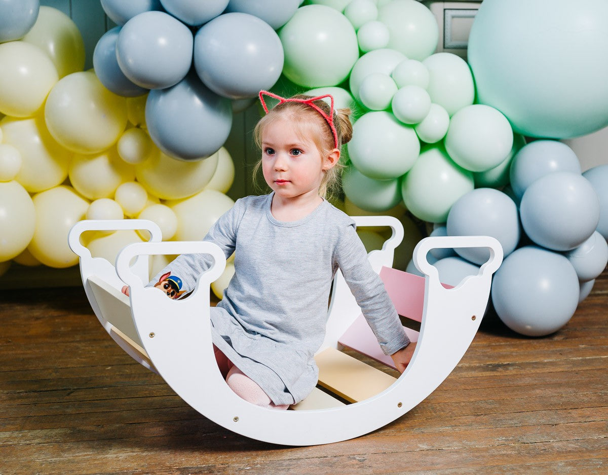 The Sway Rainbow Climber / Swing